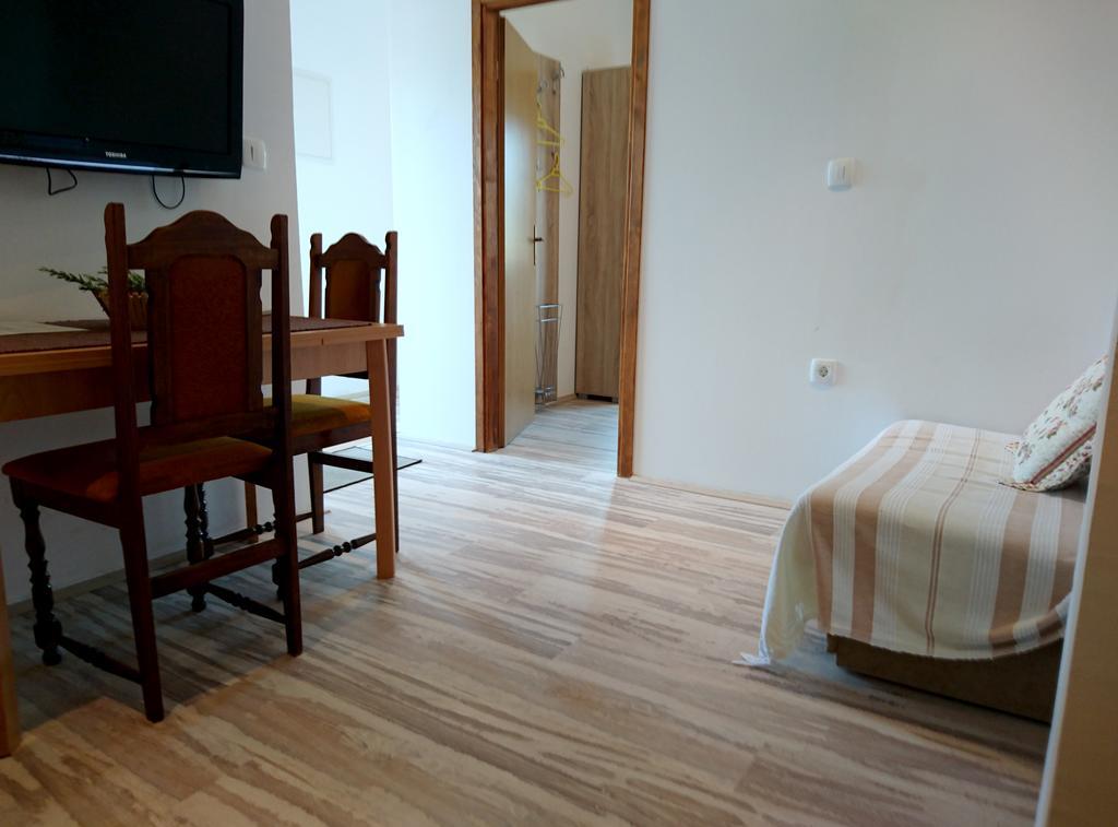 Apartment Cvijanovic 普洛切 外观 照片