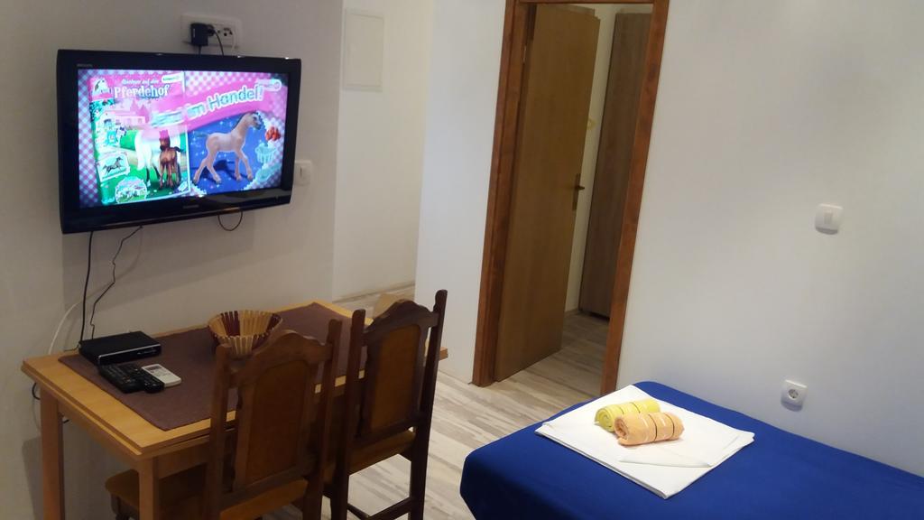 Apartment Cvijanovic 普洛切 外观 照片