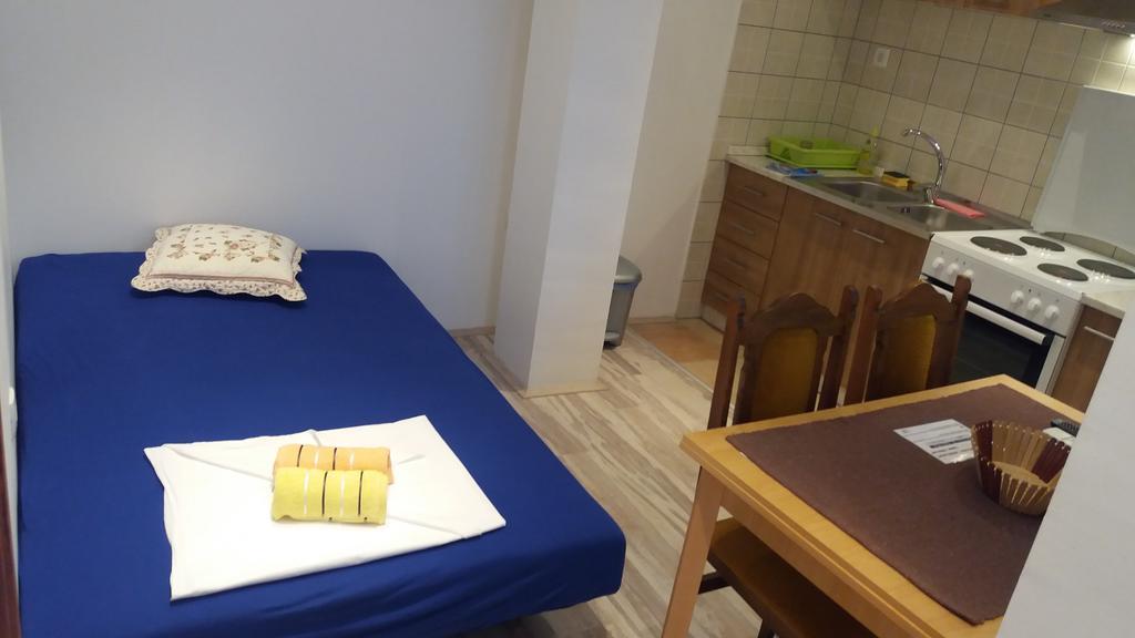 Apartment Cvijanovic 普洛切 外观 照片
